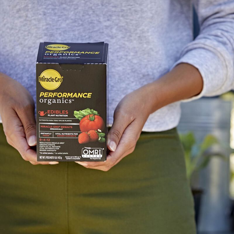 Miracle-Gro&reg; Performance Organics Edibles Plant Nutrition image number null