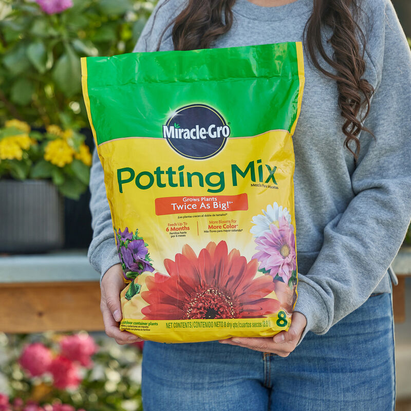 Miracle-Gro&reg; Potting Mix image number null