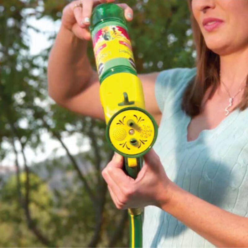 Miracle-Gro&reg; LiquaFeed All Purpose Plant Food Advance Starter&reg; Kit and Refills Bundle image number null