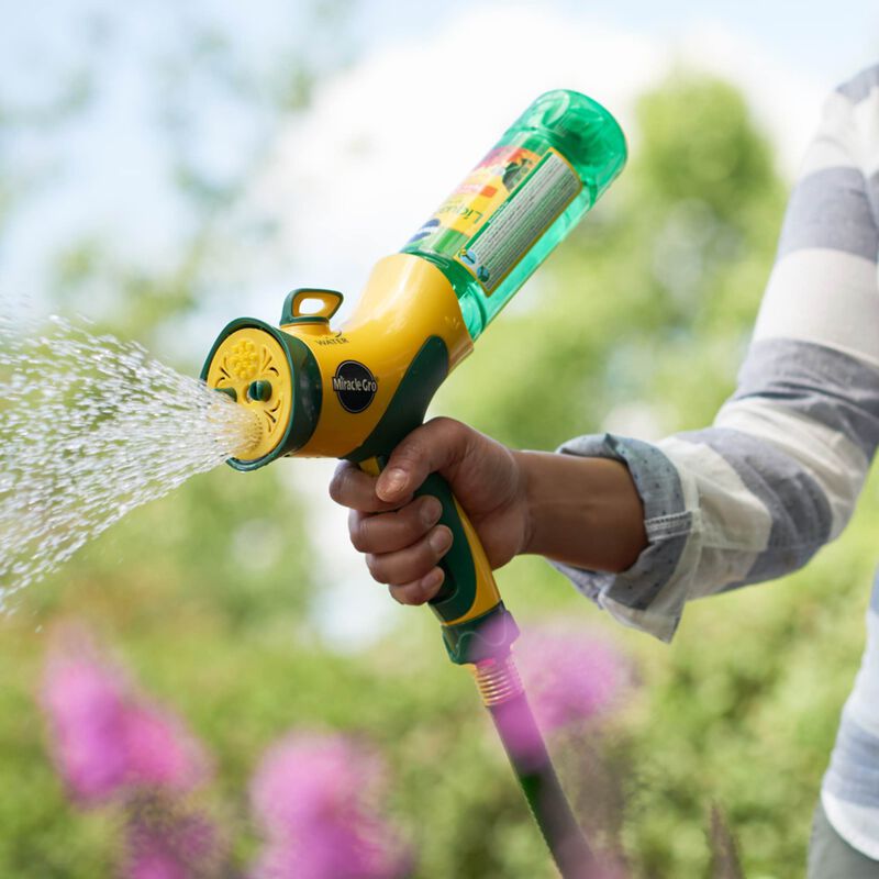 Miracle-Gro&reg; LiquaFeed All Purpose Plant Food Advance Starter&reg; Kit and Refills Bundle image number null