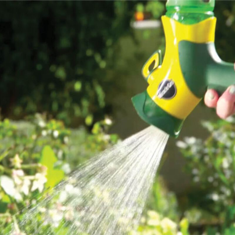 Miracle-Gro&reg; LiquaFeed All Purpose Plant Food Advance Starter&reg; Kit and Refills Bundle image number null