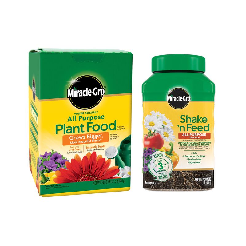 Miracle-Gro&reg; Water Soluble All Purpose and Shake 'N Feed Plant Food Bundle image number null