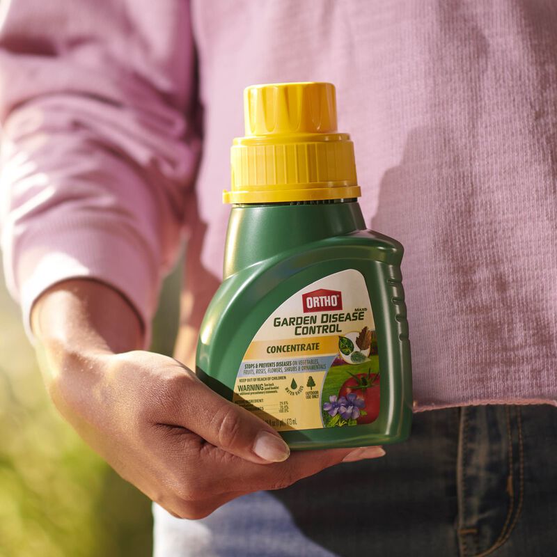 Ortho&reg; MAX&reg; Garden Disease Control Concentrate image number null